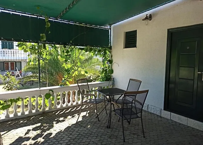 Studioapartment In Tribunj Mit Terrasse, Klimaanlage, W-lan, Waschmaschine 5040-2 Appartement Tribalj